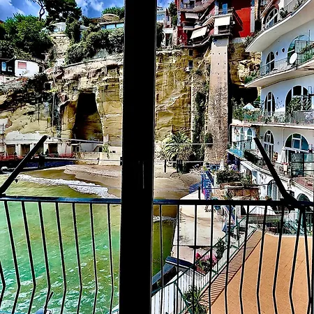 Grotta Romana Hébergement de vacances *